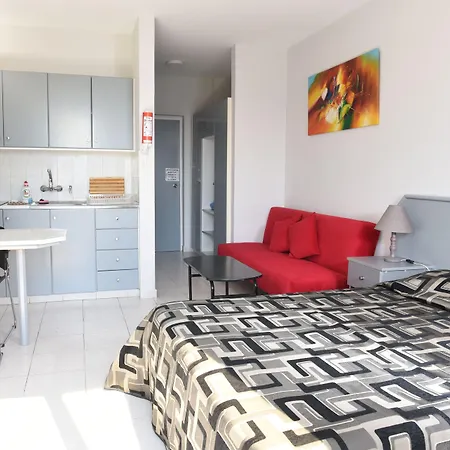 Tycoon Apartments-3