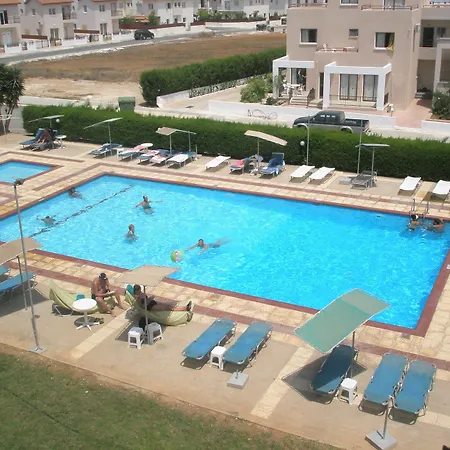 Debbiexenia Hotel Apartments-2