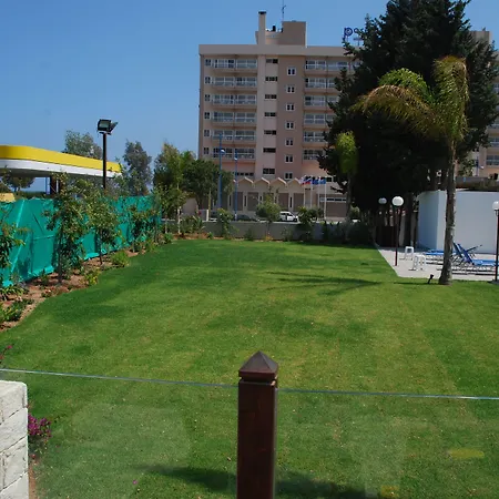 The Caravel Hotel-2