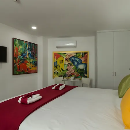 Art & Wine Boutique Hotel-2