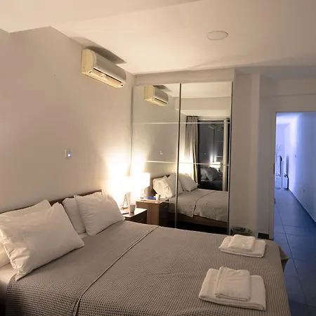 Poseidon Apartment By Michalis-2