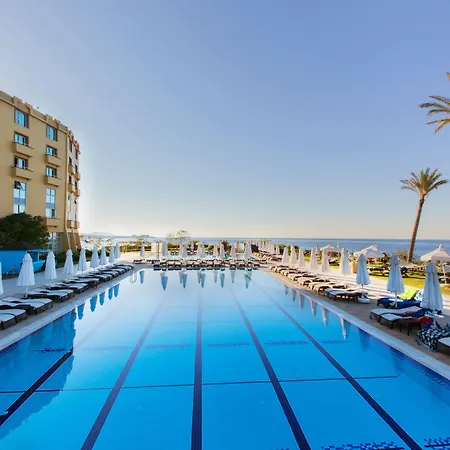 Merit Park Hotel & Casino-2