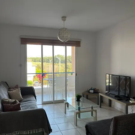 Iris Village, Near Kings Avenue Mall - By Noma Stays Cyprus-3