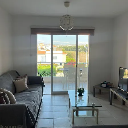 Iris Village, Near Kings Avenue Mall - By Noma Stays Cyprus-2