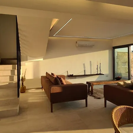 Phaedrus Living Venus Seaview Lighthouse Villa-3
