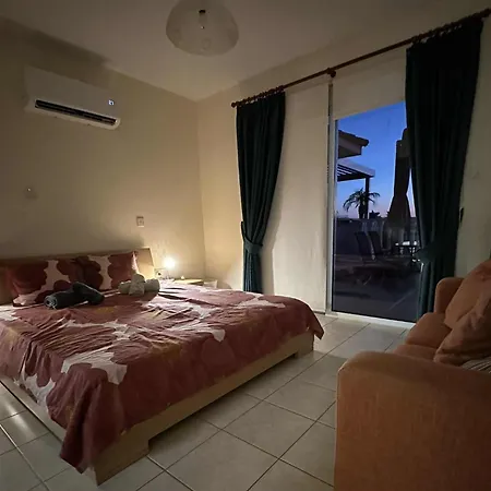 Nissi Golden Sands Lome-3