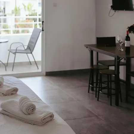 Nissi avenue studio-2