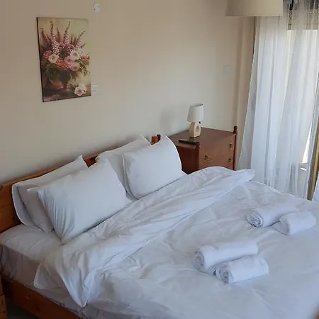 Alex Seaview Apartment 32-3