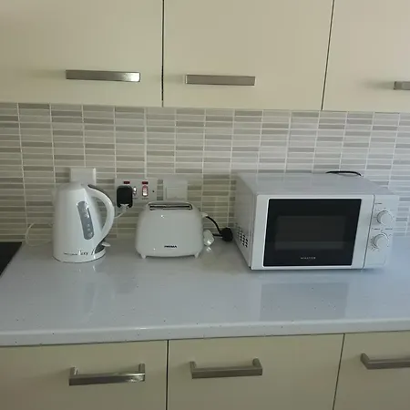44 Tsimintia Court-3