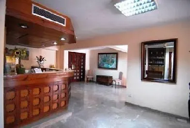 Aparthotel Sunflower-3