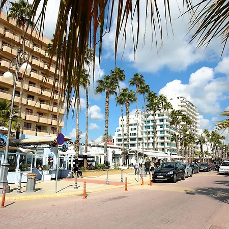 Penelope Court Apartment 102-3