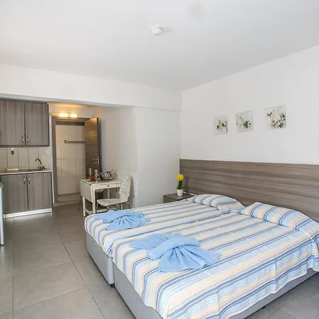 Merab Napa Suites-3