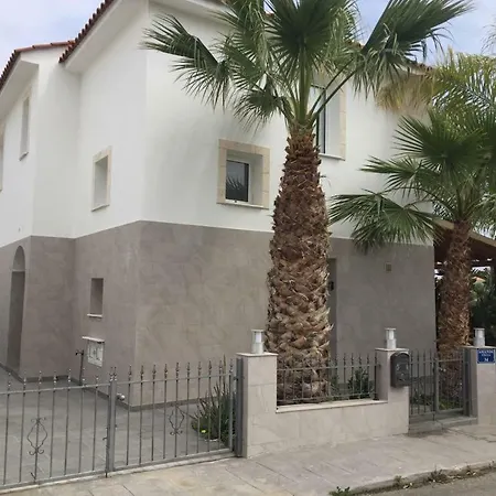 Amanda Villa-2