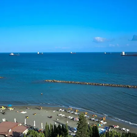 Pier Beach Hotel Apartments-3