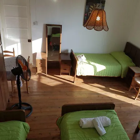 Trianon Hostel - Central Paphos Old Town-3