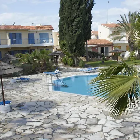 Family Paradise- Luxury Combined With Home Comfort-3