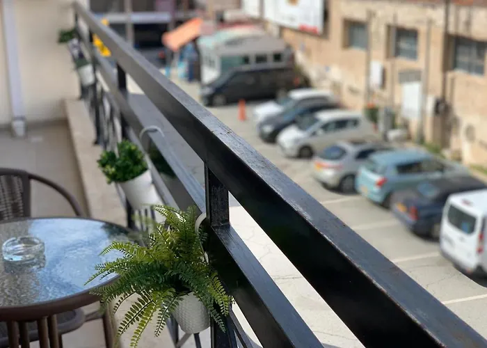 Appartement Sabine - Finikoudes 102 à Larnaca acceptant les animaux