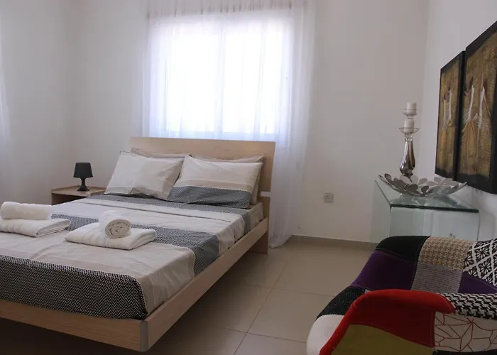 Privates Villa Pietra Agia Napa