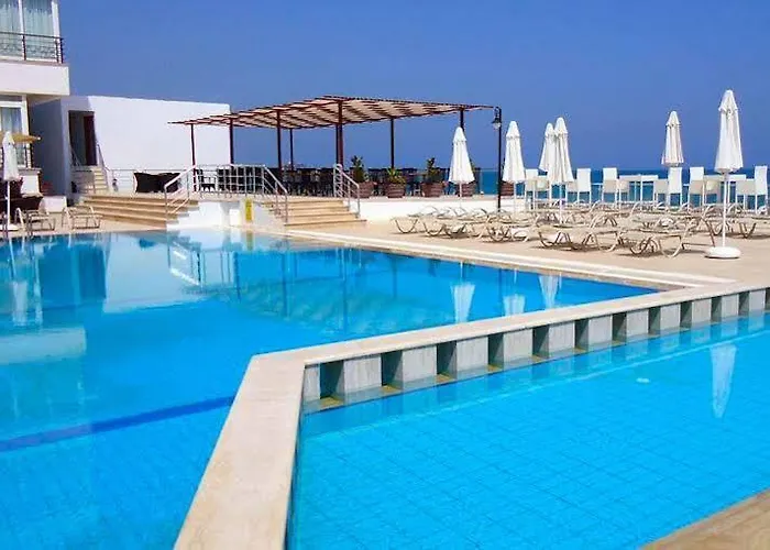 Ada Beach Hotel Karavas 