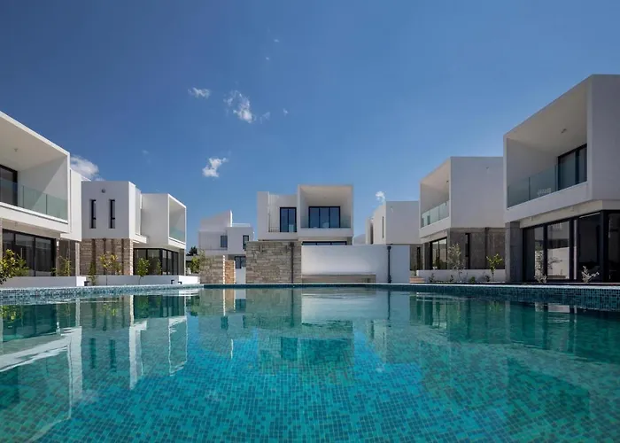 Avalon 1 Villa 6 Communal Pool Paphos