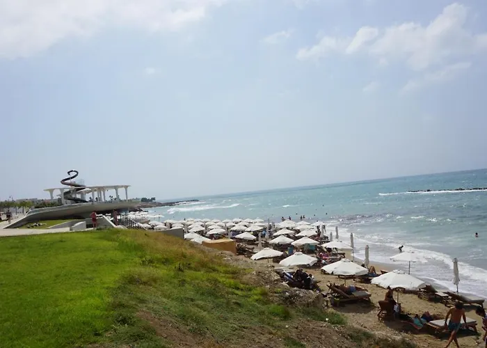 Limnaria Gardens Paphos, Near Beach che accetta animali