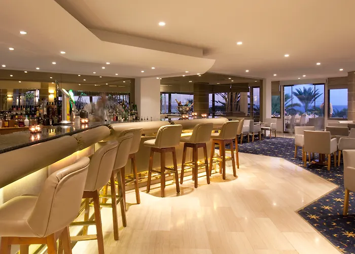 Hotel vicino a Chiesa del Profitis Elias