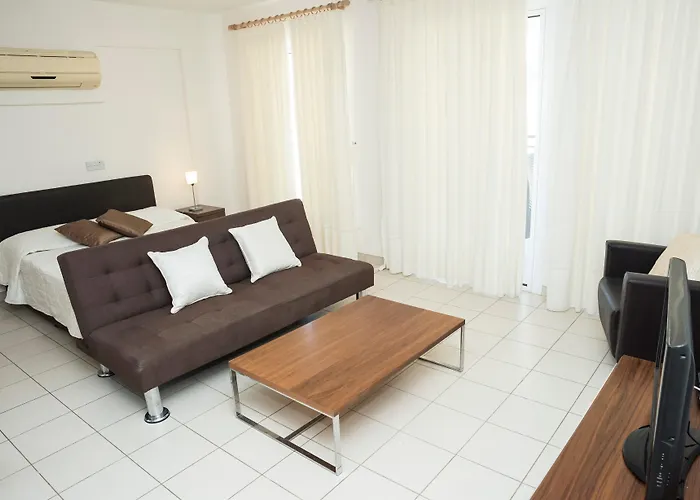 Club Coral View Resort Peyia