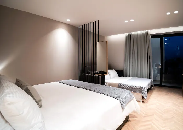 Limassol hotels near Galactica