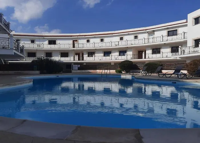Paramount Gardens Resorts C201 Larnaka