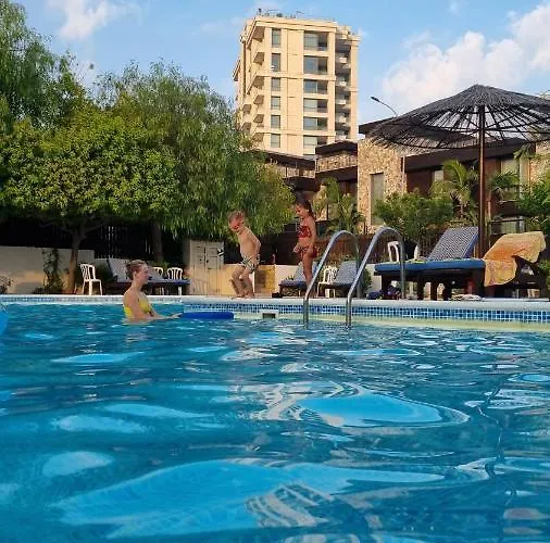 Lovely Apartment With Free Wi-Fi Limassol
