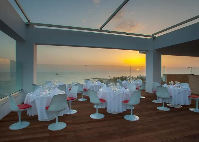 Resorts et Hôtels avec parcs aquatiques à Paphos