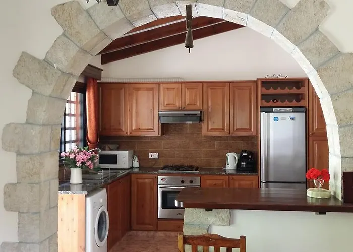 Privé Garden Of Eden Villa Paphos