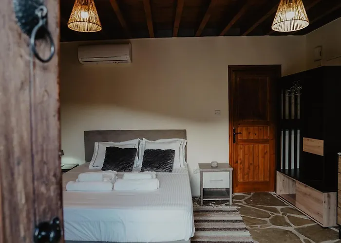 The Stonehouse Suites With Private Bath Spas Limassol