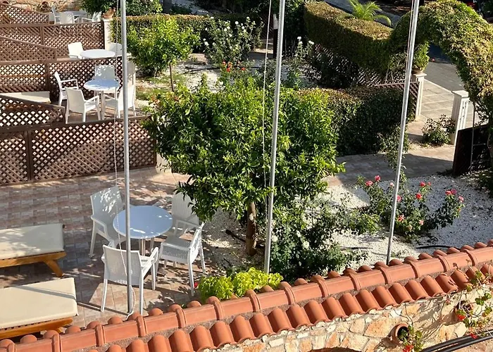 Pet friendly Eliofos Elegant Maisonettes Polis