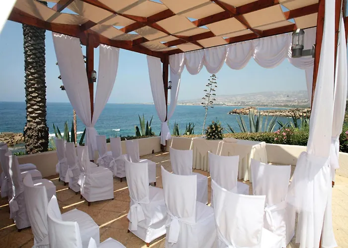 Cynthiana Beach Hotel Kissonerga