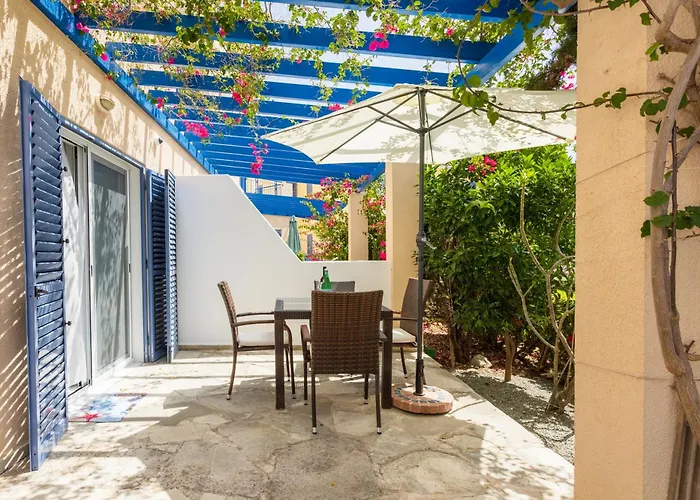 Huisdiervriedelijke Regina Gardens Lovely Apartment Paphos
