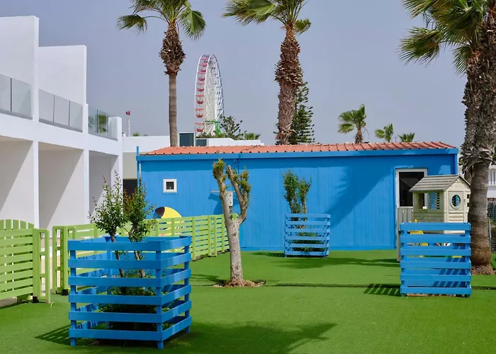 Hotels met zwembad in Agia Napa