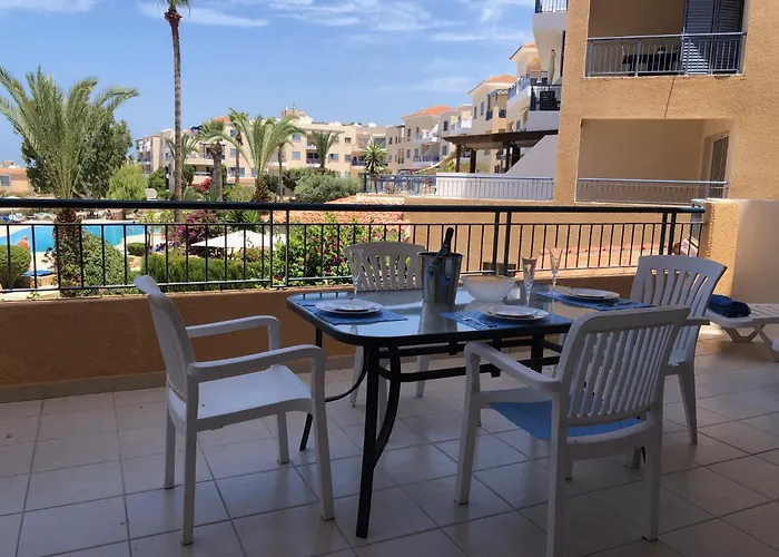 Huisdiervriedelijke Kings Palace - Stylish 2 Bed Apartment With Sea Views Paphos