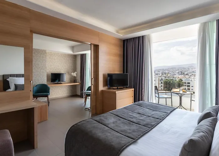 Limassol hotels near Municipal Zoo