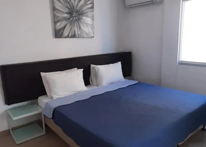 P L Panagiotis Apartment Larnaca