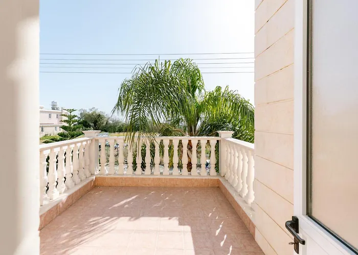 Villa Myria, 3Bd, Private Pool, Garden, Bbq, Near The Beach In Kisonerga Paphos