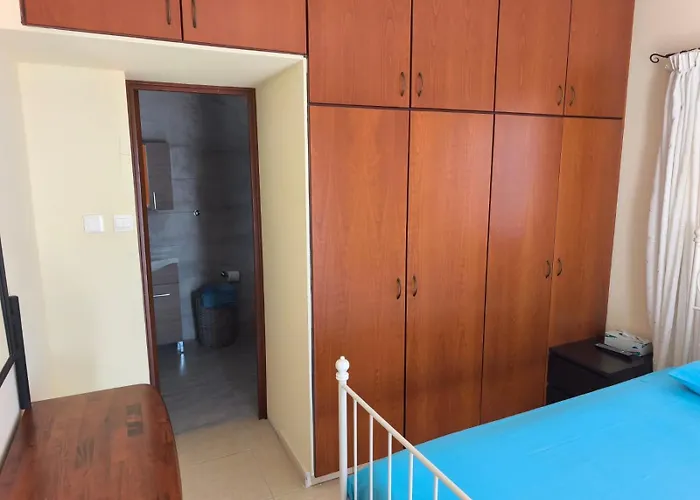 Carolyn Villa Is A Luxury 4-Bedroom Villa With Private Pool In Agia Napa met een Zwembad