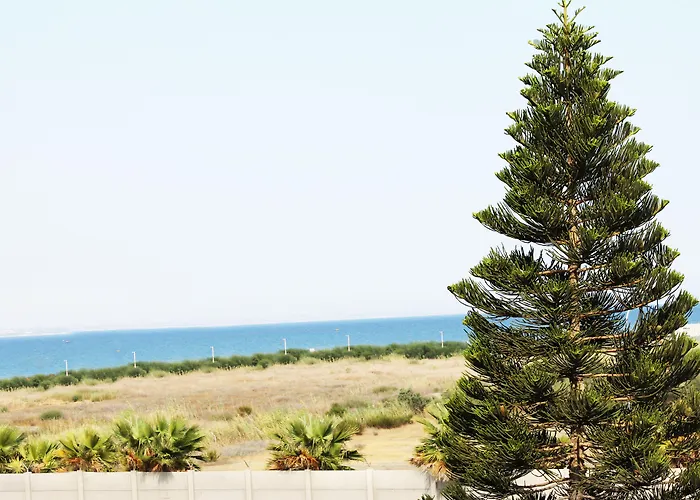 Rebioz Hotel Larnaca