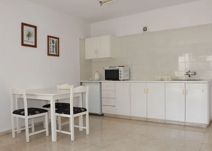Florea Hotel Apartments Agia Napa