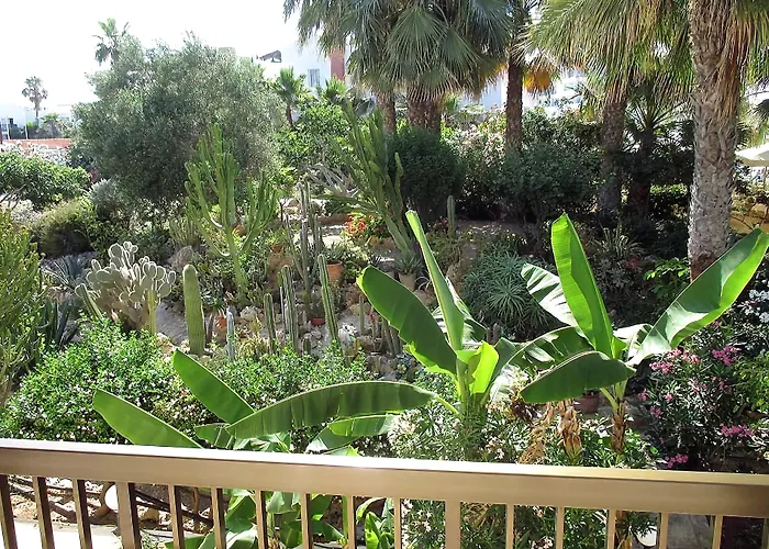 Rododafni Beach Apartments Klorakas