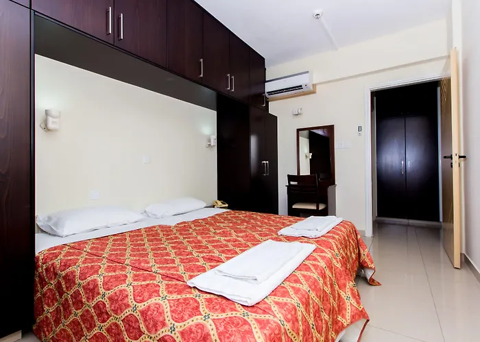 Kama Lifestyle Apartments Pernera