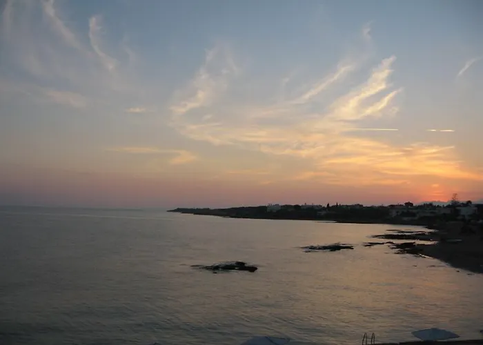 Topset Hotel Agios Georgios 