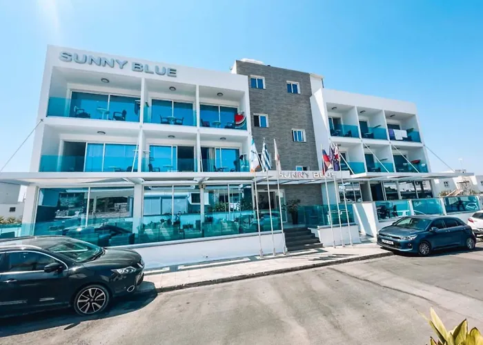 Sunny Blue Hotel Ayía Nápa