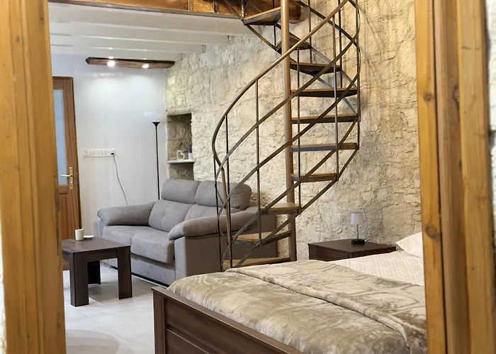 Vouni Hotels