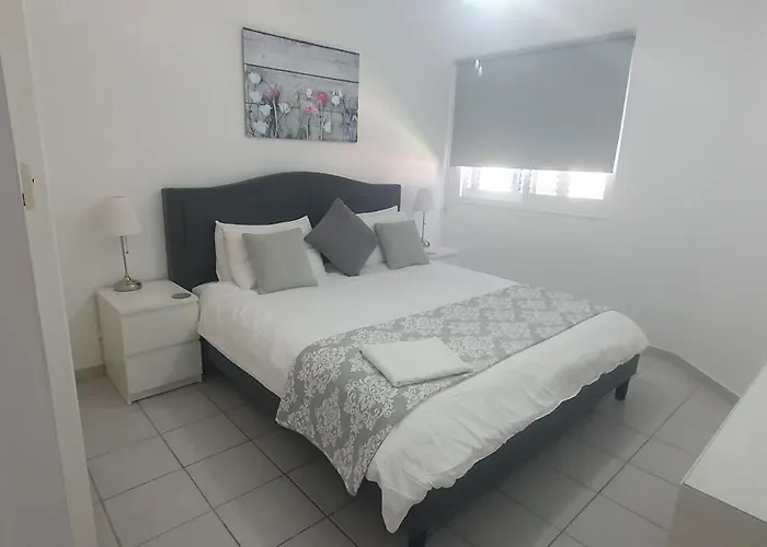 Sea View Apartment Peyia, Paphos che accetta animali